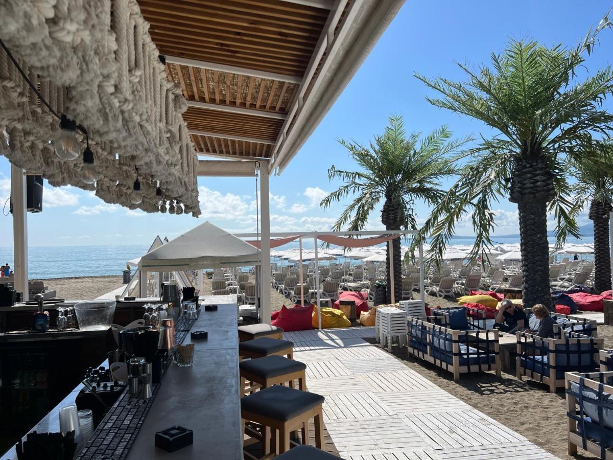 Елегантен Двустаен Апартамент Four Seasons Burgas ภายนอก รูปภาพ